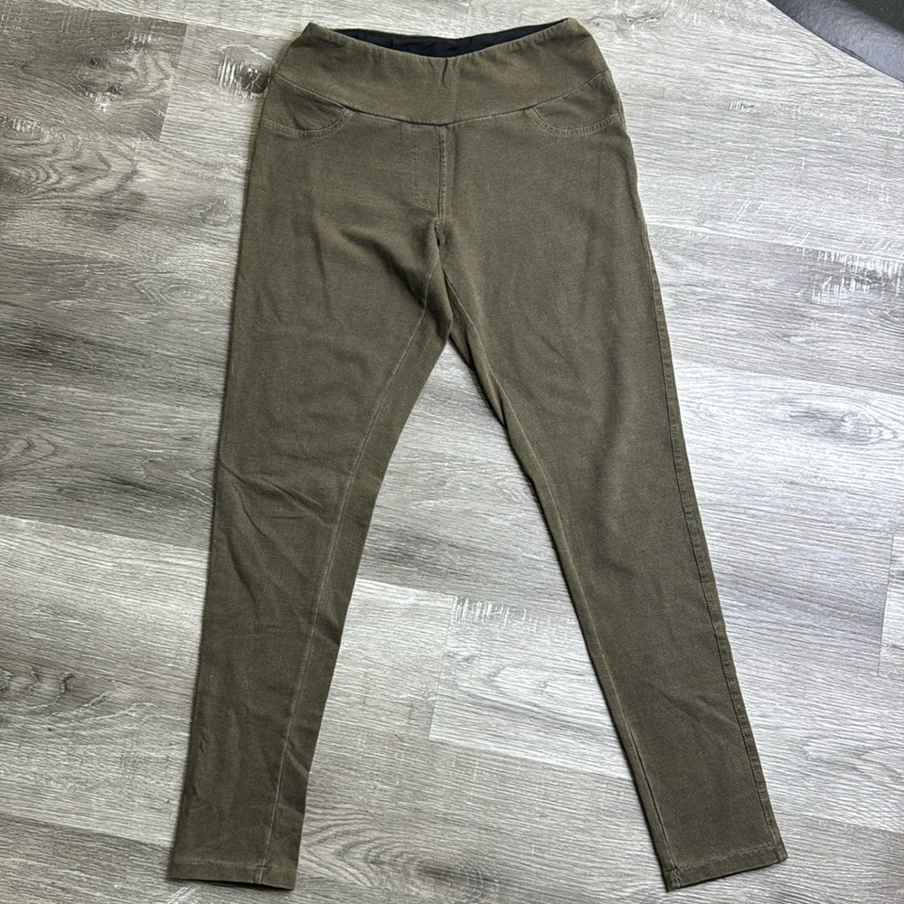💖free w any item💖OR 3/$25✨ Green Jeggings